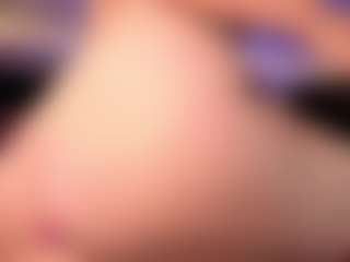 Live cam show with LauRoberts - Athletic Public on TastyBlacksLive