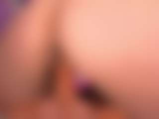 LauRoberts's Live Sex Cam Show