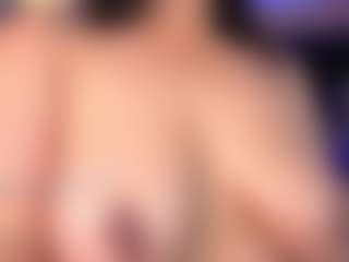Live cam show with LauRoberts - Hairy Pussy BBW on Free Soda