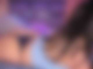 LauRoberts's Live Sex Cam Show