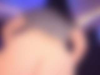 LauRoberts's Live Sex Cam Show