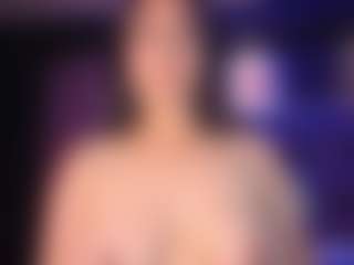 LauRoberts's Live Sex Cam Show