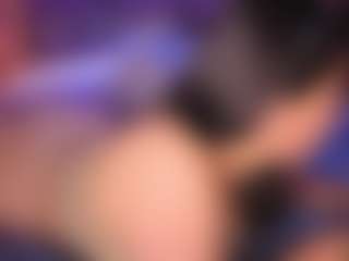 LauRoberts's Live Sex Cam Show