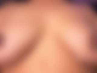 Live cam show with LauRoberts - Latina on Camsoda | colombia