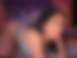LauRoberts's Live Sex Cam Show