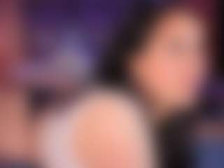 Live cam show with LauRoberts - Control on fapnchat