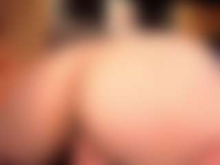 LauRoberts's Live Sex Cam Show