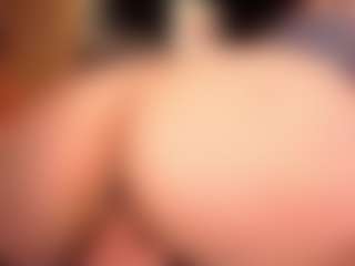 LauRoberts's Live Sex Cam Show