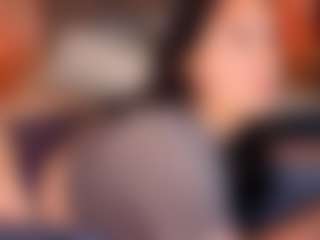 Live cam show with LauRoberts - Lesbian on Camsoda