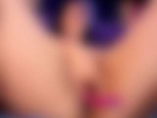 LauRoberts's Live Sex Cam Show