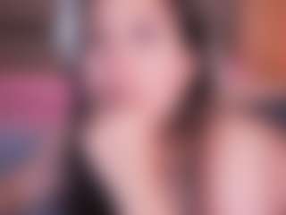 Live cam show with LauRoberts - Tease Blonde Hair on xxxlivecams.org