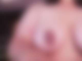 LauRoberts's Live Sex Cam Show