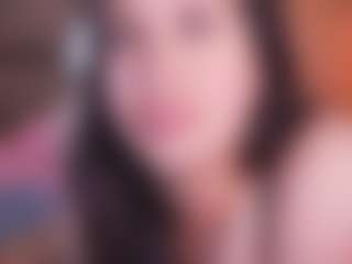 LauRoberts's Live Sex Cam Show