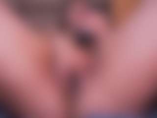 LauRoberts's Live Sex Cam Show