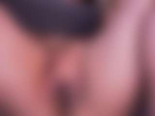 LauRoberts's Live Sex Cam Show
