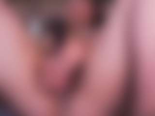 LauRoberts's Live Sex Cam Show
