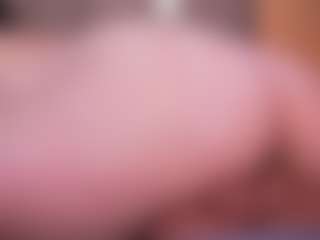 LauRoberts's Live Sex Cam Show