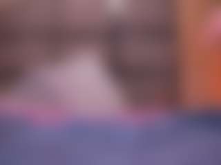 LauRoberts's Live Sex Cam Show
