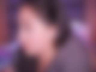 LauRoberts's Live Sex Cam Show