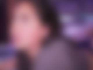 Live cam show with LauRoberts - Blue Eyes on crypto-cams