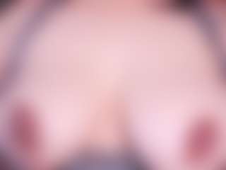 Live cam show with LauRoberts - Ass Bouncing on Dare Cams