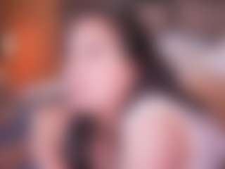 LauRoberts's Live Sex Cam Show