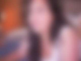 Live cam show with LauRoberts - Athletic Amateur on xfollow cams