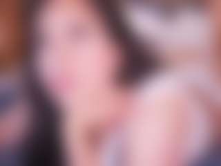 Live cam show with LauRoberts - Blue Eyes on UwU Esports
