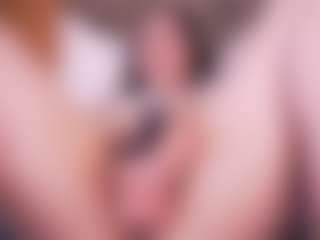 Live cam show with LauRoberts - Athletic Public on SmokeAndPoke