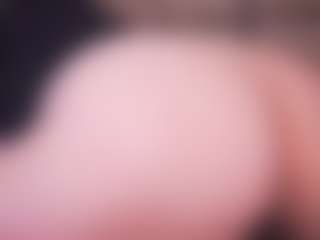 Live cam show with LauRoberts - Foot Fetish Blonde Hair on intimatelivegirls.com