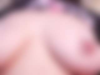 Live cam show with LauRoberts - Lush Blonde Hair on Dolls Live