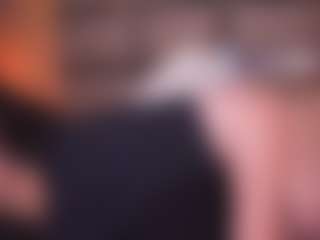 LauRoberts's Live Sex Cam Show