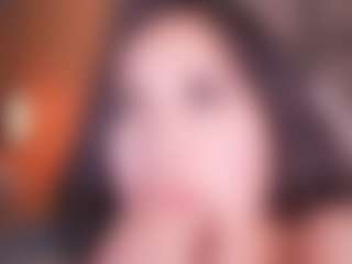 LauRoberts's Live Sex Cam Show