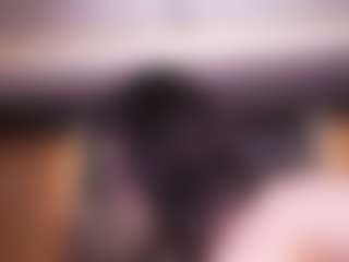 LauRoberts's Live Sex Cam Show