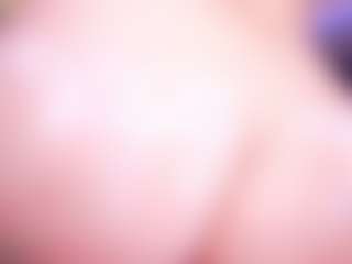 LauRoberts's Live Sex Cam Show
