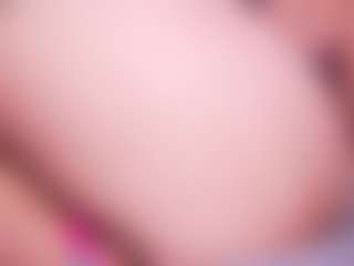 Live-Cam-Show mit LauRoberts - Public auf Camsoda
