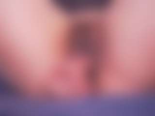LauRoberts's Live Sex Cam Show