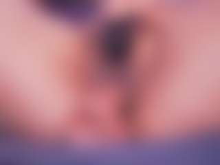 LauRoberts's Live Sex Cam Show