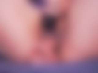 LauRoberts's Live Sex Cam Show