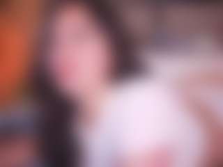 Live cam show with LauRoberts - Blonde Hair on Camsoda