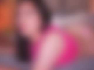 Live cam show with LauRoberts - Bikini on Gym Cam Girls