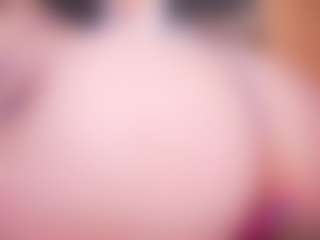 LauRoberts's Live Sex Cam Show