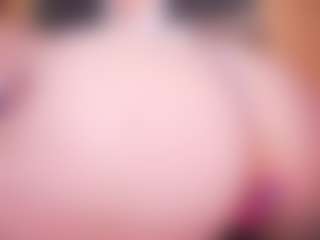 LauRoberts's Live Sex Cam Show