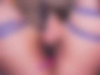 LauRoberts's Live Sex Cam Show
