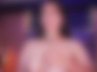 Live cam show with LauRoberts - Teen (18+) on googirlz
