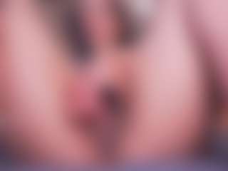 LauRoberts's Live Sex Cam Show