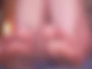 LauRoberts's Live Sex Cam Show