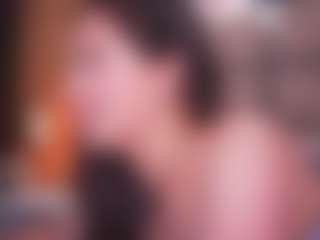 Live cam show with LauRoberts - Public on Dolls Live