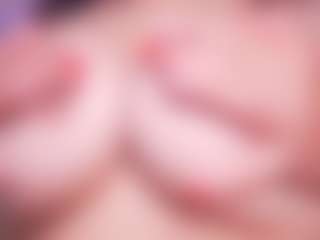 Live cam show with LauRoberts - Twerk on Strip Flash - Live Sex Shows