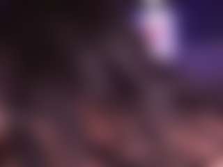 LauRoberts's Live Sex Cam Show